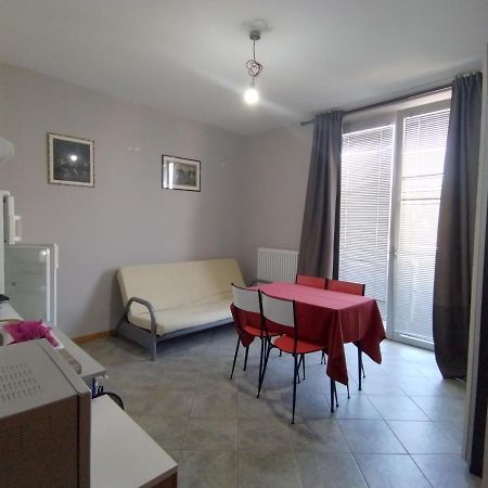 Camera Manu Bed & Breakfast Cantù Екстериор снимка