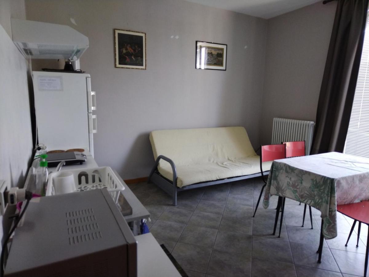 Camera Manu Bed & Breakfast Cantù Екстериор снимка